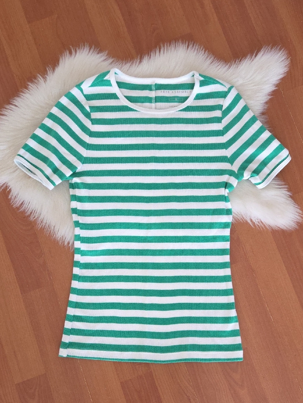 Free Assembly Women's Green and White Striped Short Sleeve Top Medium